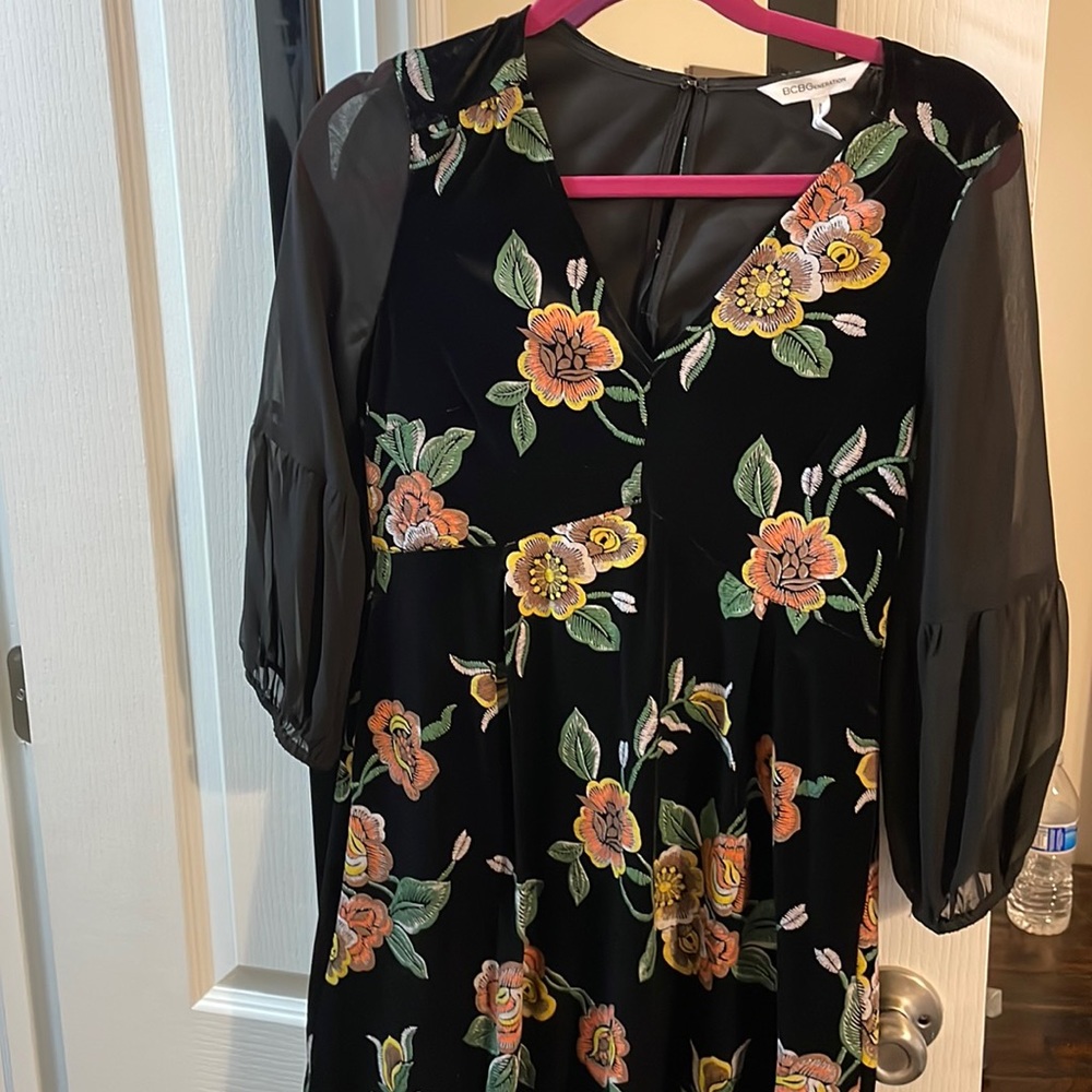 BCBG velvet dress with embroidered flowers